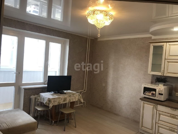 
   Продам 2-комнатную, 56 м², Осоавиахимовская ул, 181к3

. Фото 3.