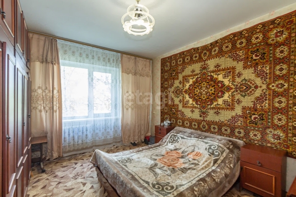 
   Продам 2-комнатную, 52.9 м², Химиков ул, 12

. Фото 5.