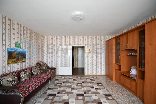 
   Продам 3-комнатную, 96 м², Линия 9-я ул, 193

. Фото 7.