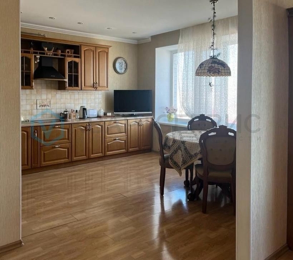 
   Продам 3-комнатную, 118 м², Масленникова ул, 72

. Фото 6.