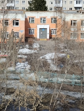 
   Продам 3-комнатную, 69.7 м², Батумская ул, 1/3

. Фото 7.