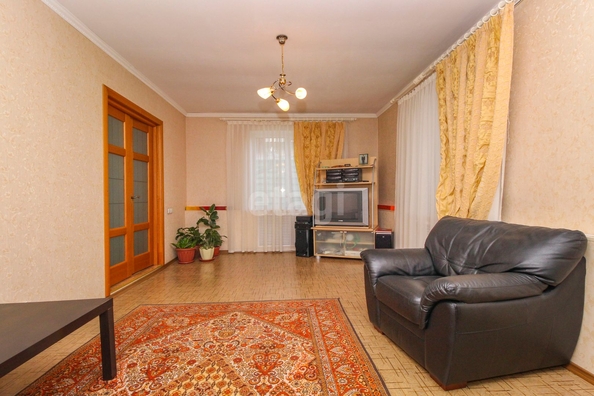 
   Продам дом, 175.6 м², Омск

. Фото 5.