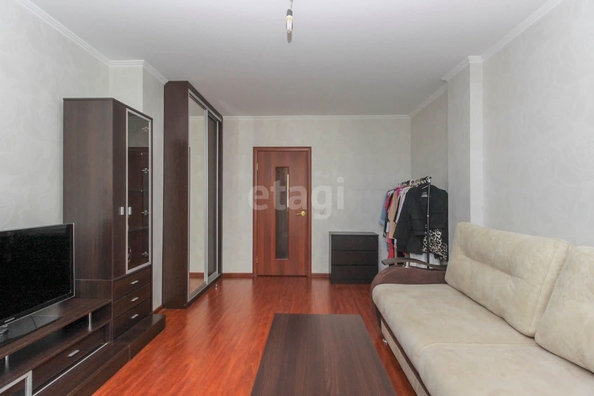 
   Продам 2-комнатную, 56.7 м², Архитекторов б-р, 4

. Фото 7.