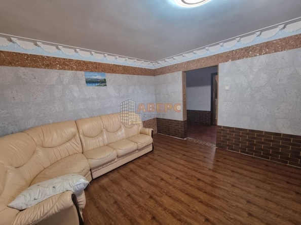 
   Продам дом, 373 м², Омск

. Фото 1.