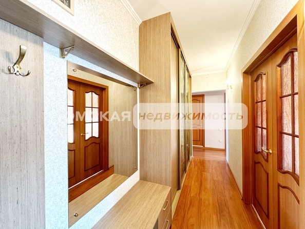 
   Продам 3-комнатную, 64 м², Дмитриева ул, 2/4

. Фото 11.