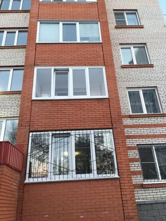 
   Продам 1-комнатную, 32 м², Линия 8-я ул, 94

. Фото 1.