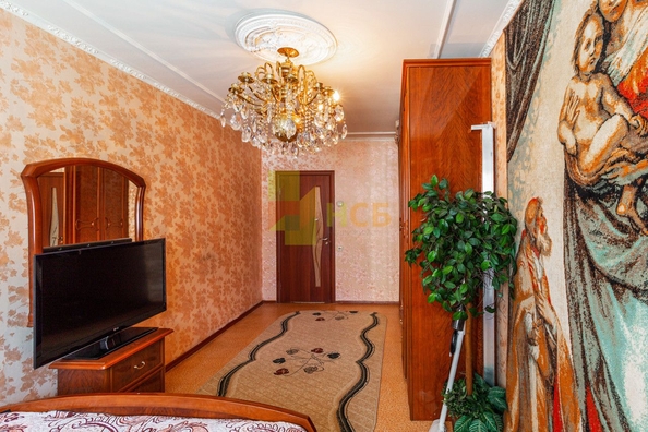 
   Продам 4-комнатную, 103.8 м², Омская ул, 134к1

. Фото 6.