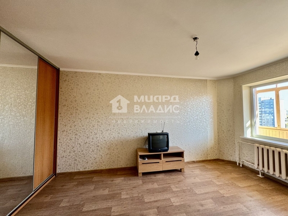 
   Продам 1-комнатную, 36.7 м², Линия 8-я ул, 78

. Фото 4.