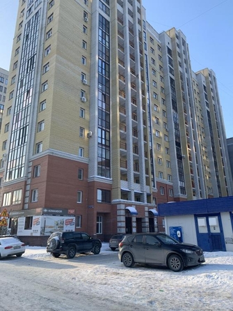 
   Продам 3-комнатную, 80 м², Перелета ул, 32

. Фото 25.