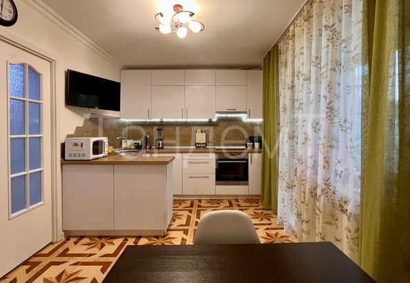 
   Продам 3-комнатную, 80.8 м², Дмитриева ул, 3/2

. Фото 7.