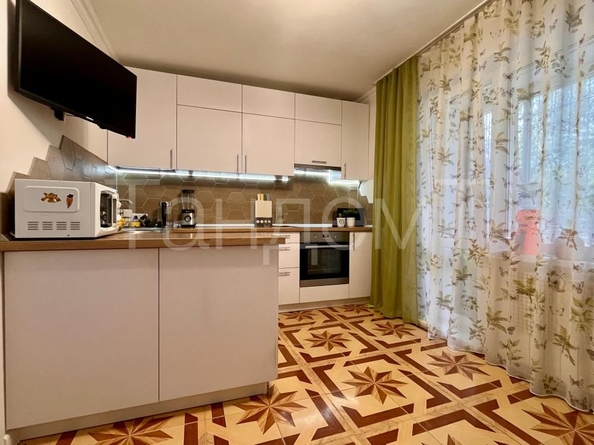 
   Продам 3-комнатную, 80.8 м², Дмитриева ул, 3/2

. Фото 8.