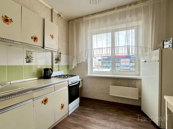 
   Продам 2-комнатную, 52.2 м², 70 лет Октября ул, 10

. Фото 4.