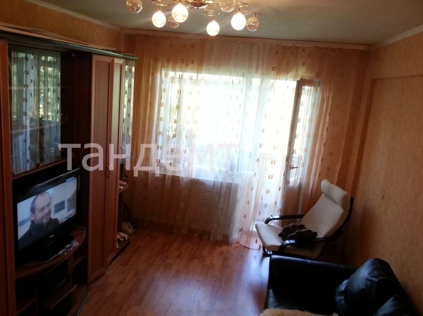 
   Продам 2-комнатную, 45 м², Блюхера ул, 14

. Фото 1.