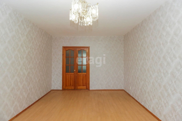 
   Продам 3-комнатную, 65.8 м², Дианова ул, 24

. Фото 3.