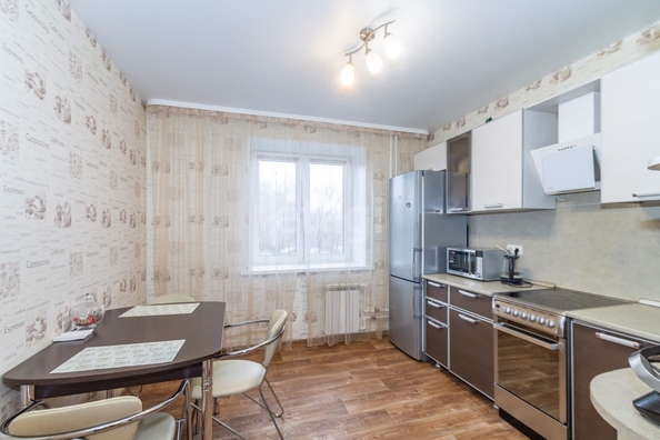 
   Продам 2-комнатную, 51.3 м², Киселева ул, 33

. Фото 4.