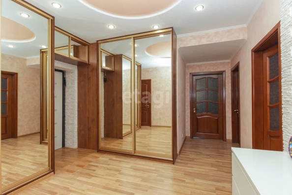 
   Продам 3-комнатную, 109 м², Перелета ул, 18

. Фото 8.