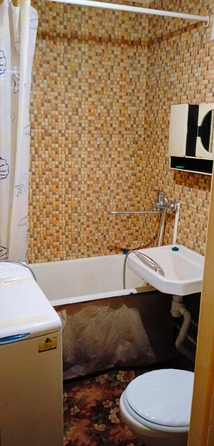 
  Сдам в аренду 2-комнатную квартиру, 45 м², Омск

. Фото 4.