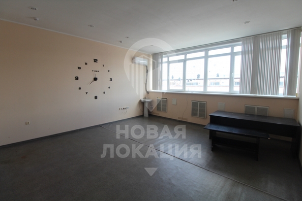 
  Сдается офис, 200 м², Заводская 1-я ул, д. 19
. Фото 16.