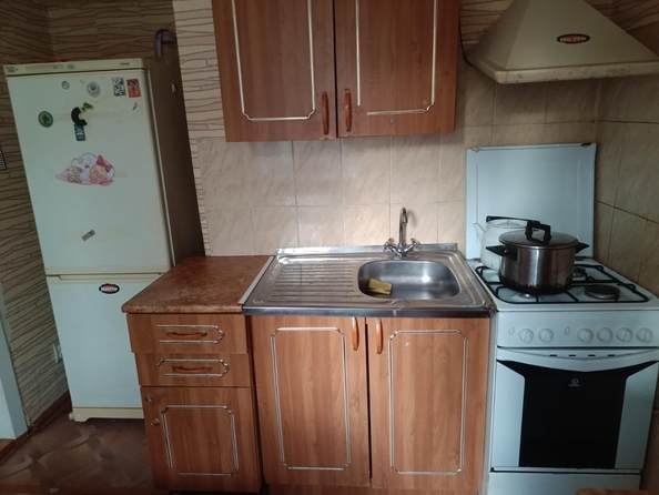 
  Сдается 3-комн. квартира, 45 м², Химиков ул
. Фото 3.