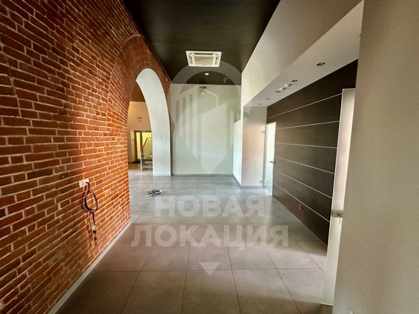 
  Сдается офис, 278.6 м², Ленина ул, д. 20
. Фото 2.