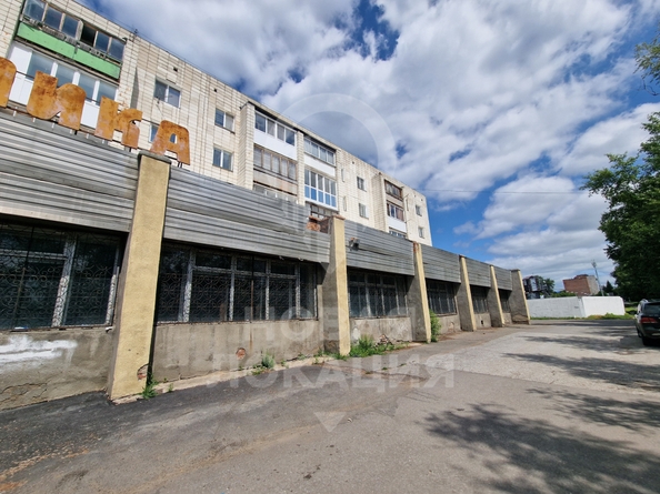 
  Сдается торговая площадь, 300 м², 22 Апреля ул, д. 56
. Фото 6.