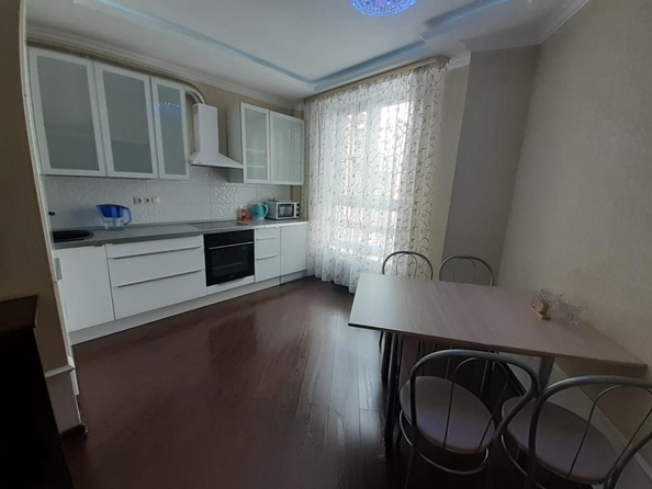 
  Сдается 2-комн. квартира, 55 м², Мира пр-кт
. Фото 6.