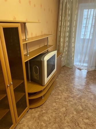 
  Сдается 3-комн. квартира, 102 м², Малиновского ул
. Фото 2.