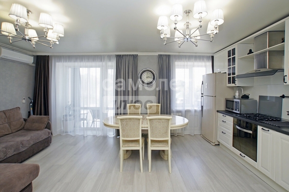 
  Продается 3-комн. квартира, 62 м², Герцена ул, д. 250
. Фото 5.