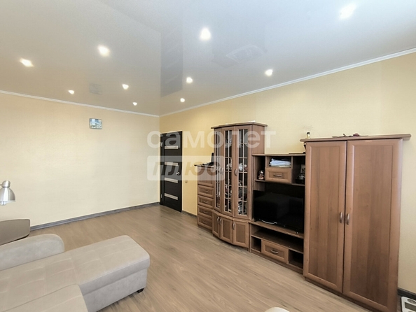 
  Продается 2-комн. квартира, 72 м², Космический пр-кт, д. 20к5
. Фото 5.