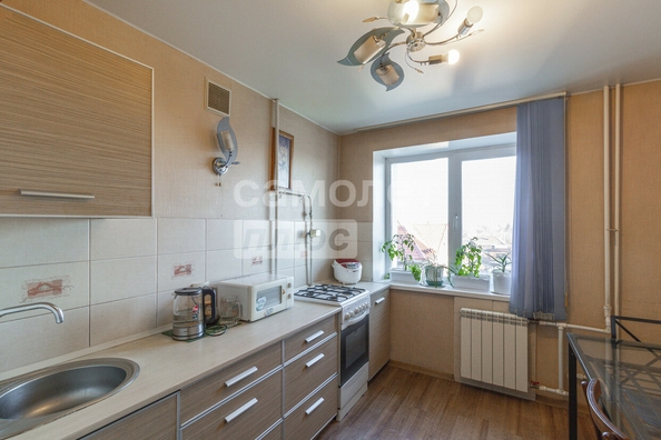 
  Продается 3-комн. квартира, 64.4 м², Кирова ул, д. 24
. Фото 4.