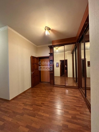 
  Продается 3-комн. квартира, 67.7 м², Кемеровская ул, д. 24
. Фото 2.