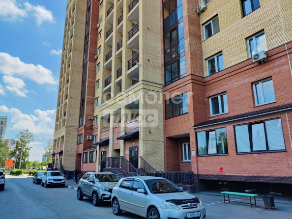 
  Продается 1-комн. квартира, 37.5 м², Комарова пр-кт, д. 11/4
. Фото 3.