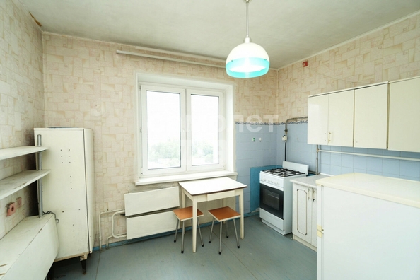 
  Продается 1-комн. квартира, 37.2 м², Комарова пр-кт, д. 27/1
. Фото 2.
