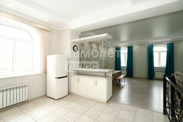 
  Продается дом, 259.5 м², Омск
. Фото 2.