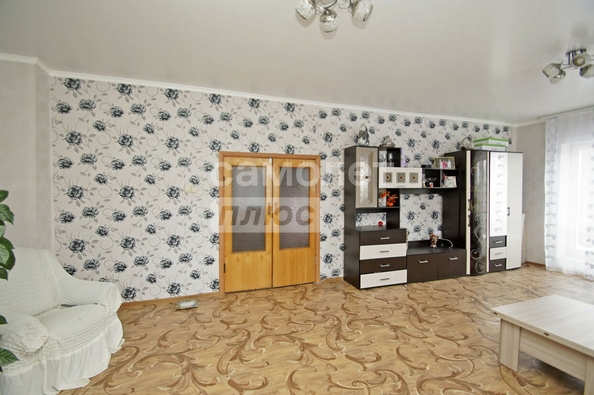 
  Продается дом, 273.5 м², Омск
. Фото 1.