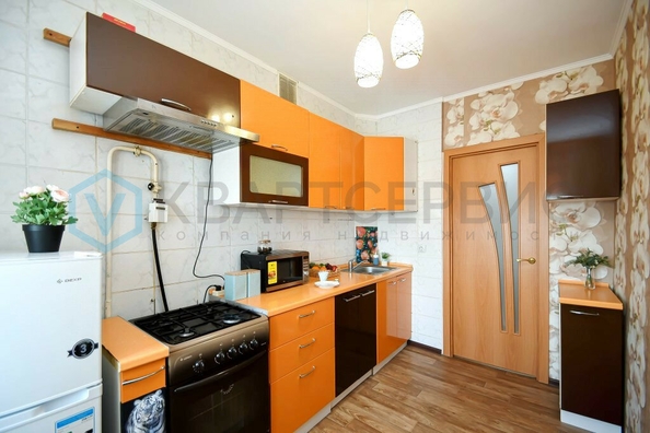 
  Продается 2-комн. квартира, 51.3 м², Кировская 8-я ул, д. 101
. Фото 4.