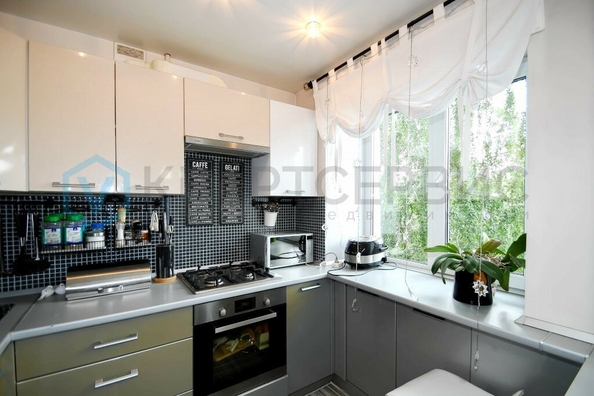 
  Продается 2-комн. квартира, 42.3 м², Всеволода Иванова ул, д. 20
. Фото 5.