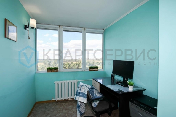 
  Продается 3-комн. квартира, 63 м², Лукашевича ул, д. 23
. Фото 1.