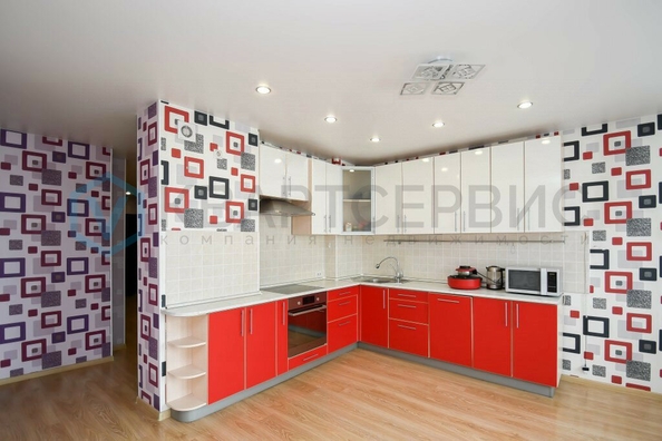 
  Продается 4-комн. квартира, 111.3 м², Арнольда Нейбута ул, д. 14
. Фото 1.