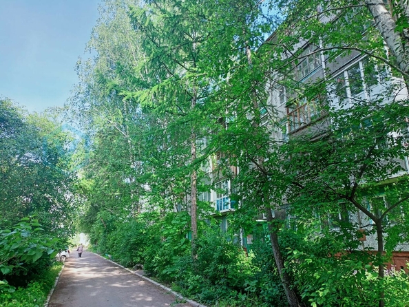 
  Продается 4-комн. квартира, 59.5 м², Петра Осминина ул, д. 17В
. Фото 5.