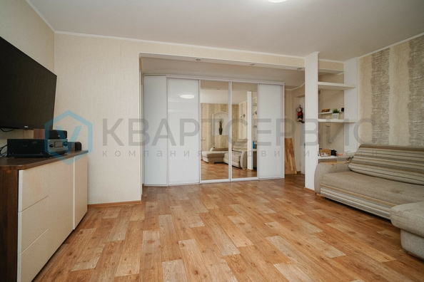 
  Продается 3-комн. квартира, 69.5 м², Блюхера ул, д. 26
. Фото 1.