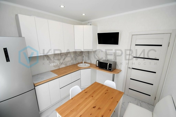 
  Продается 1-комн. квартира, 34.7 м², Пригородная ул, д. 21к4
. Фото 2.