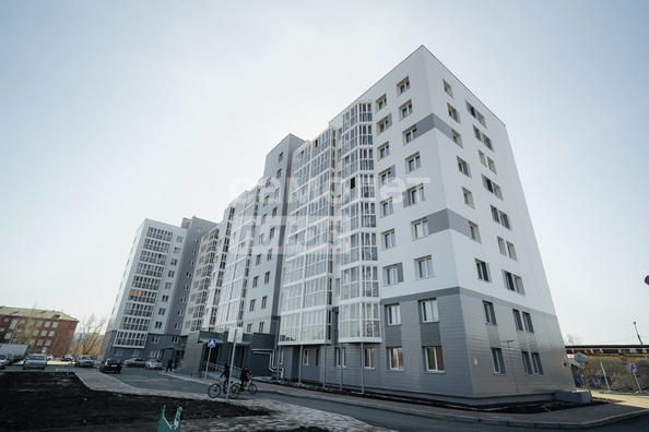
  Продается 1-комн. квартира, 38.1 м², Ленинградская 1-я ул, д. 25
. Фото 2.