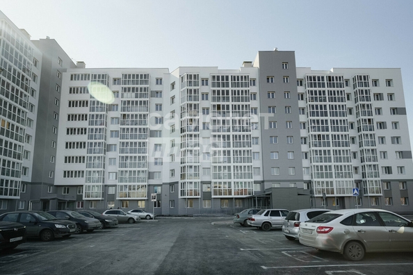 
  Продается 1-комн. квартира, 38.1 м², Ленинградская 1-я ул, д. 25
. Фото 3.