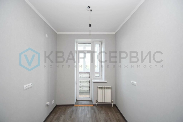 
  Продается 1-комн. квартира, 40 м², Архиепископа Сильвестра ул, д. 9
. Фото 3.