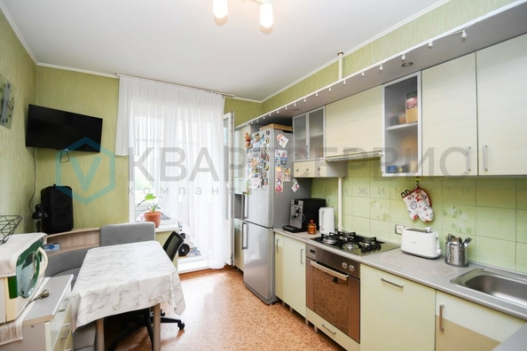 
  Продается 2-комн. квартира, 64.7 м², Комарова пр-кт, д. 19
. Фото 5.