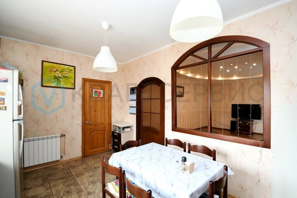 
  Продается дом, 234.8 м², Омск
. Фото 1.
