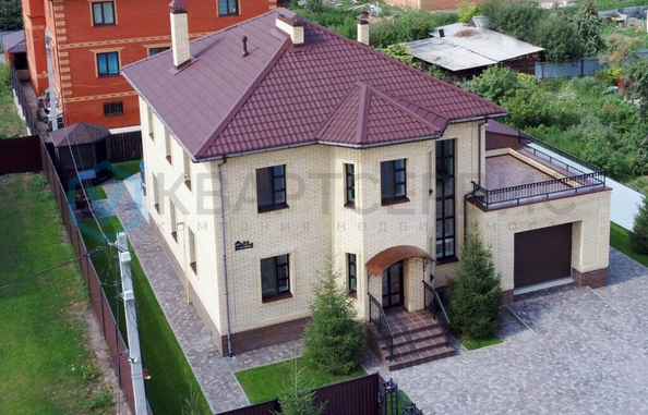 
  Продается дом, 355 м², Омск
. Фото 2.