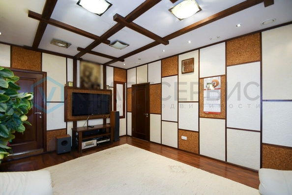 
  Продается дом, 300 м², Омск
. Фото 5.