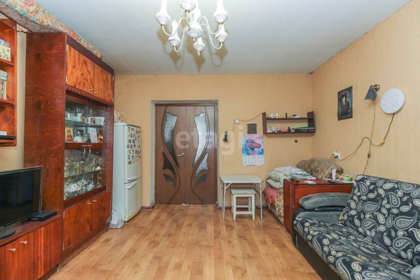 
  Продается 3-комн. квартира, 60 м², Кировская 8-я ул, д. 101
. Фото 3.